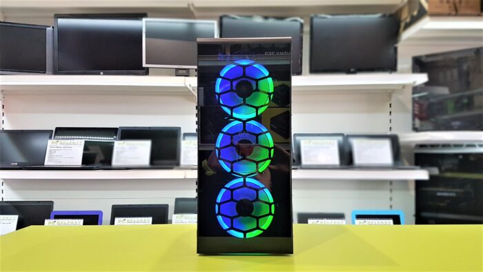 Custom Gaming Desktop / AMD Ryzen 3 4.00GHz / 8GB RAM / 120GB SSD & 1TB HDD / Radeon VEGA 8 - Image 4