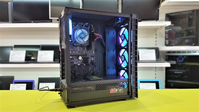 Custom Gaming Desktop / AMD Ryzen 3 4.00GHz / 8GB RAM / 120GB SSD & 1TB HDD / Radeon VEGA 8 - Image 2