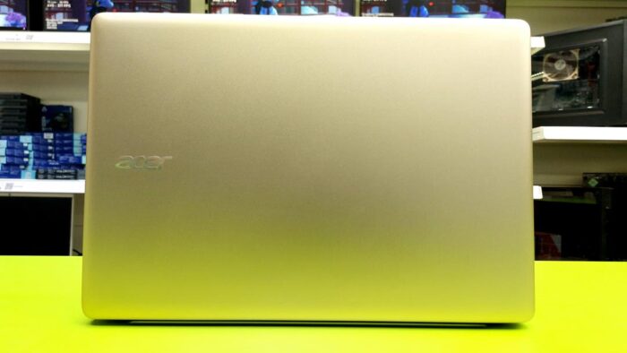 Refurbished Acer Swift / Intel i5 7200U 3.1GHz / 8GB RAM / 256GB SSD / 14inch Screen - Image 3