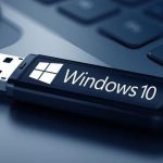 Windows 10 Home/Pro Installation and Recovery 8GB  USB Stick