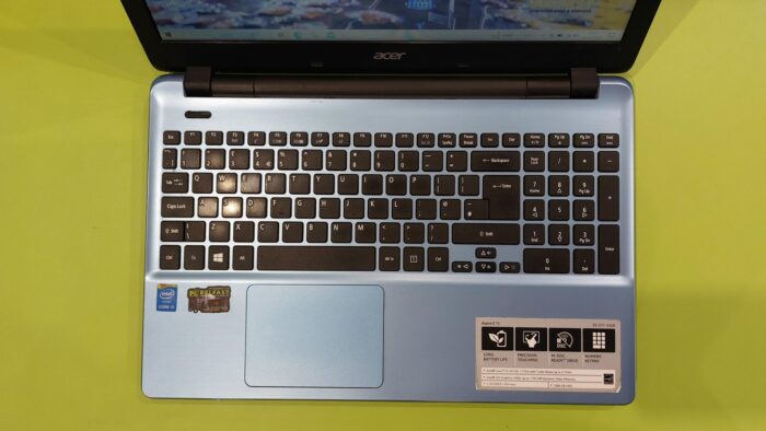 Acer Aspire E15/ Intel i5 4th Gen 2.70GHz / 8GB RAM / 128GB SSD / Intel HD - Image 2