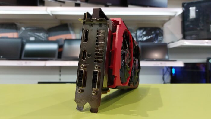 Used MSI Radeon R9 390 GAMING 8GB DDR5 - Image 2