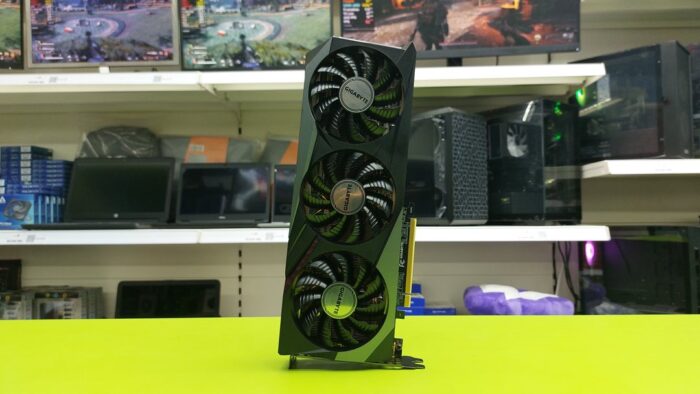 Used Gigabyte GeForce RTX 3070 Gaming OC 8GB - Image 1