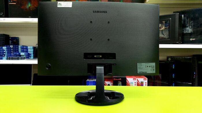 Used Samsung 24inch Curved Full HD Monitor C24F390FHA HDMI, VGA - Image 2