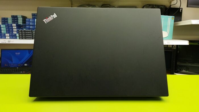 Used Lenovo ThinkPad T490/ Intel i5 8365U 4.10GHz / 8GB RAM / 256GB SSD / 14" SCREEN - Image 3