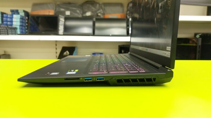 Used Gaming Laptop / Intel i7 9750H 4.5GHz/ 16GB / 1TB SSD /  GTX 1660Ti 6GB - Image 4