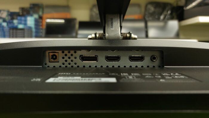 Used MSI 27 inch Gaming Curved Monitor, 250Hz, 1ms, DP, HDMI - Image 3