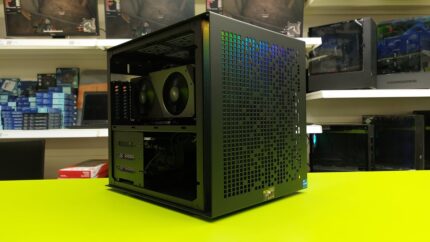 Used Custom Gaming Desktop Tecware i7 14700F / 32GB DDR5 / 2TB NVMe + 1TB HDD / Multi Choice Graphics