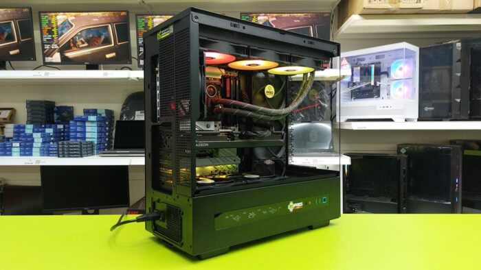 New Pro Gaming Desktop / AMD 7 7800X3D 5.00GHz / 32GB RAM / 2TB NVMe / Radeon RX 9070 16GB - Image 4