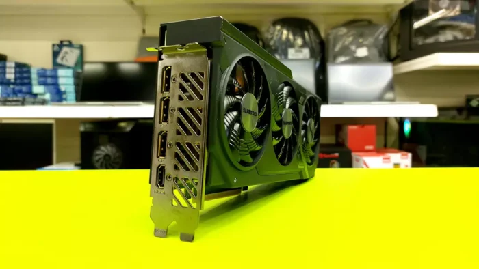 Used Gigabyte RTX 4070 Windforce OC 12GB - Image 2